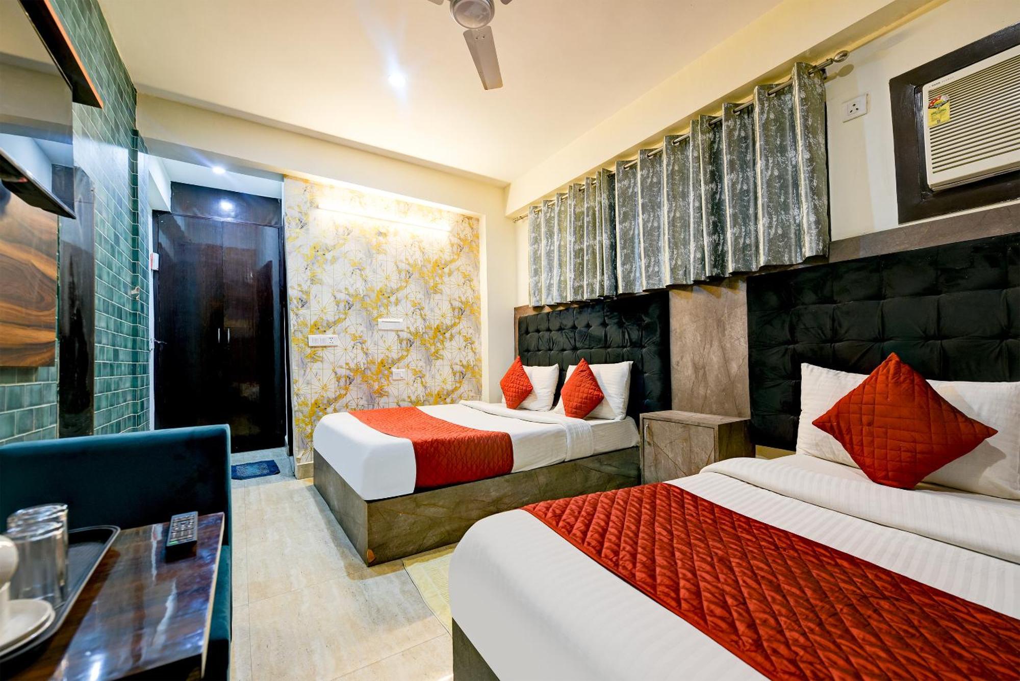 Hotel Square Plaza At Airport Nueva Delhi Exterior foto