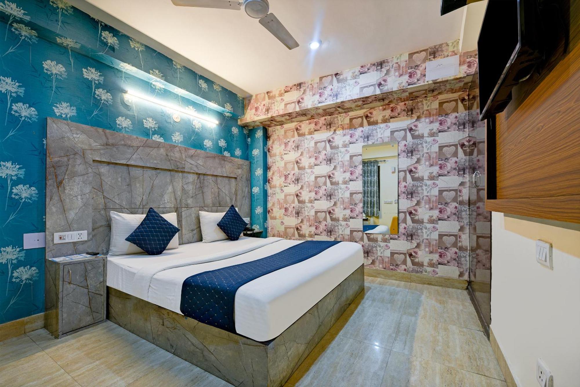 Hotel Square Plaza At Airport Nueva Delhi Exterior foto